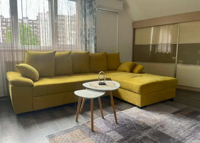 Kis-Hunyad Apartman